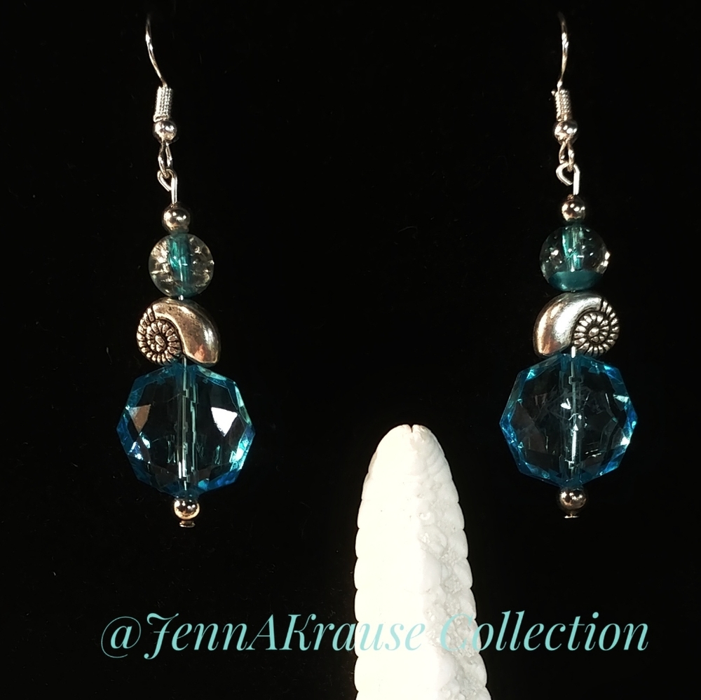 🆕 Seashell Earrings
